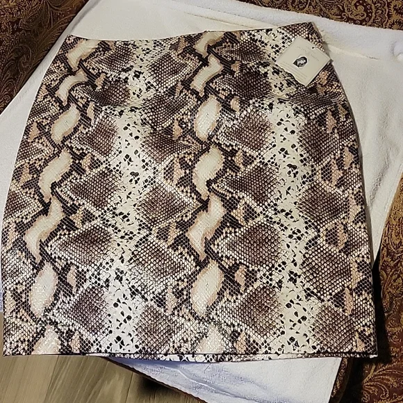 Jaclyn Smith skin snak skirt - Picture 1 of 4